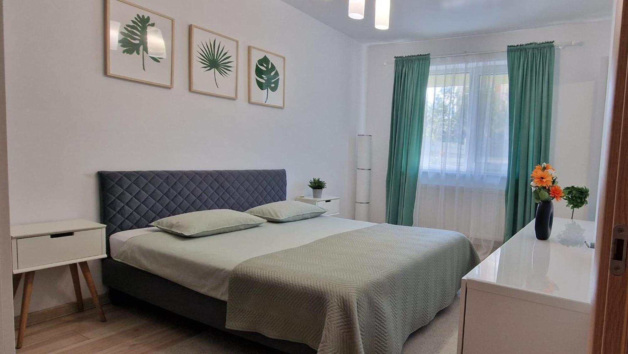 Amazing Apartament With Garden Bucharest Airport Self Check-In!! Otopeni Kültér fotó